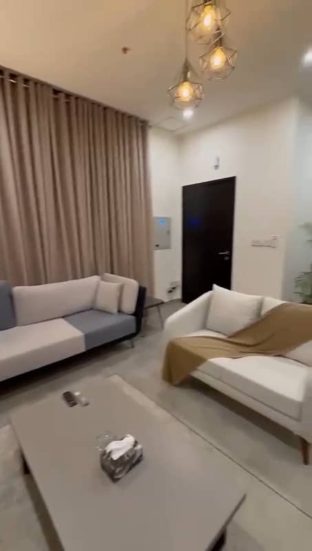 1 BHK furnished Luxurious apartment short term and weekly daily basis 3