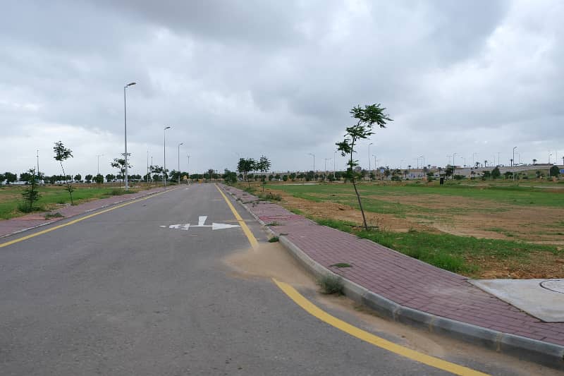 Precinct 23 Residential plot of 125 Square yards with Allotment in hand near Bahria Golf City Bahria Town Karachi 5