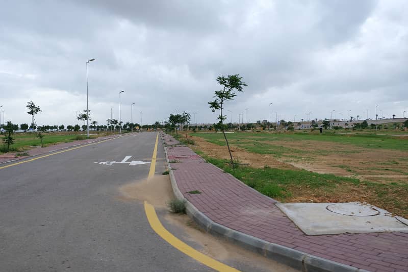 Precinct 23 Residential plot of 125 Square yards with Allotment in hand near Bahria Golf City Bahria Town Karachi 6