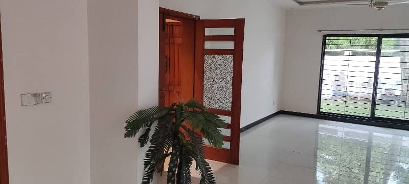 1 KANAL LOWER PORTION FOR RENT 18