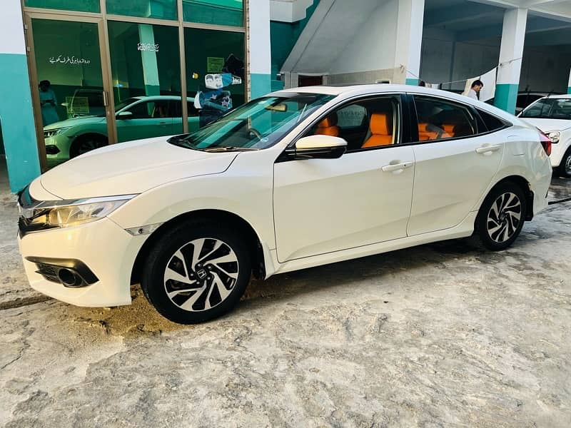 Honda Civic Oriel 2018 islamabad register untouched body red meter s 4