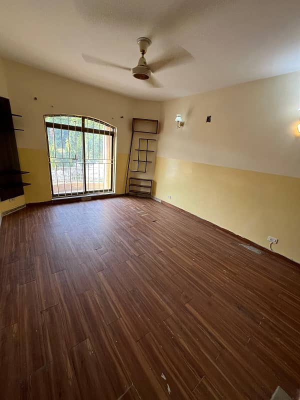 12 Marla Slightly Used House Available For Rent In Lake City Sector M-7 Block A 6