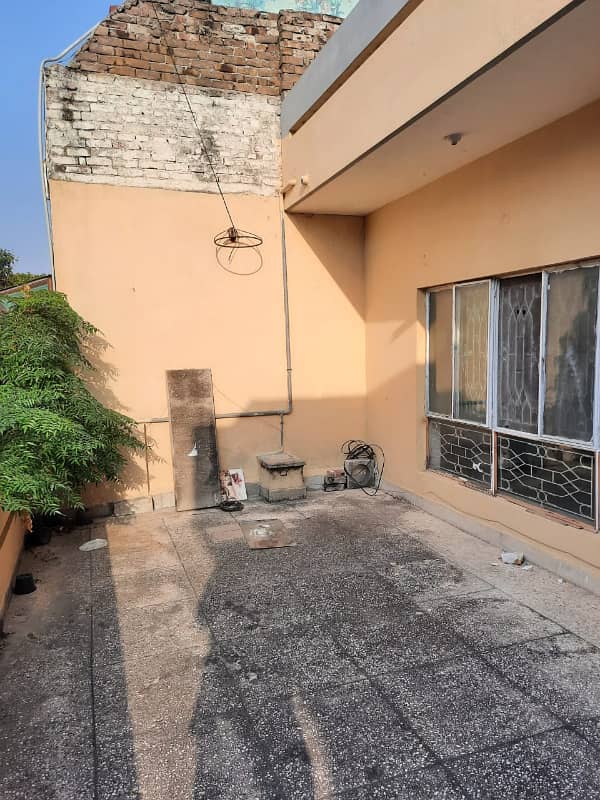 G-10/4 30x50 House Available Margalla Facing 3