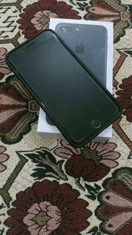 iPhone 7plus 32gb official pta approved back 1x camera not working 3