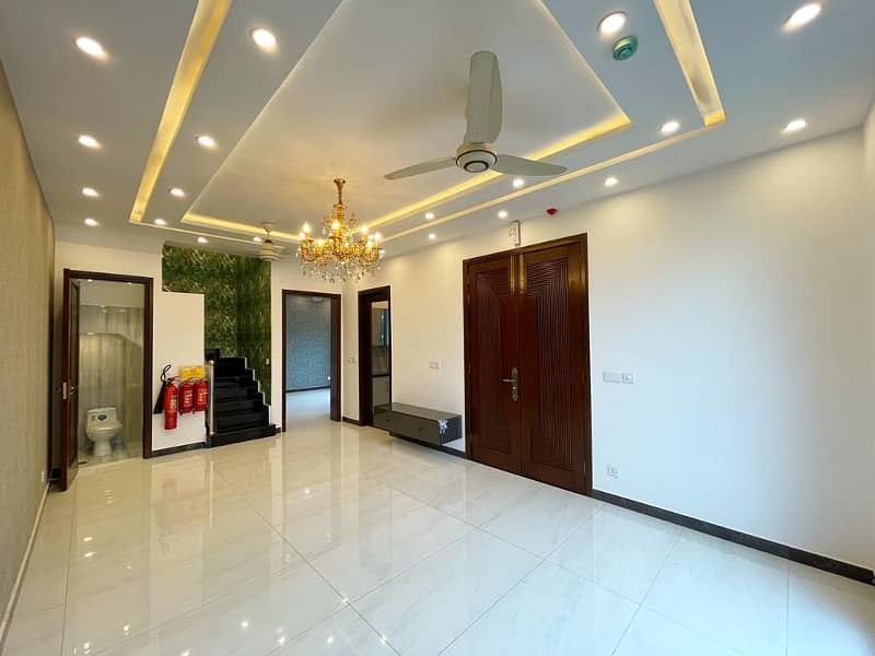 3 Beds 5 Marla Brand New House For Rent in DHA 9 Town Lahore. 4