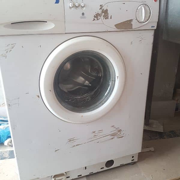 washer & dryer import from dubai very good condition 8