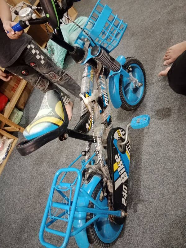 kids heavy duty slightly used bycycle 1