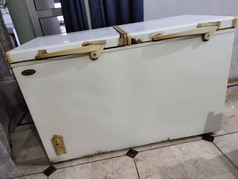 Double door freezer 5