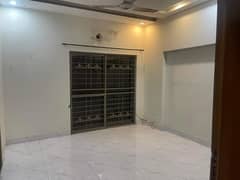 Upper Portion Of 5 Marla Is Available For Rent In Paragon City 0