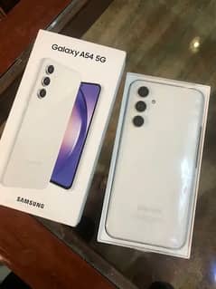 Samsung A54 in 10/10 condition