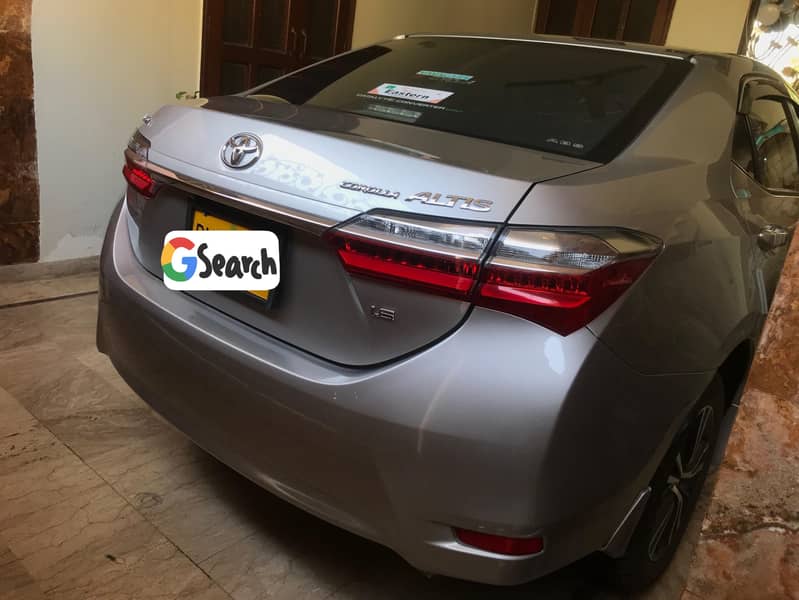 Toyota Corolla Altis 2018 (Honda civi, GLI, XLI, City) 4