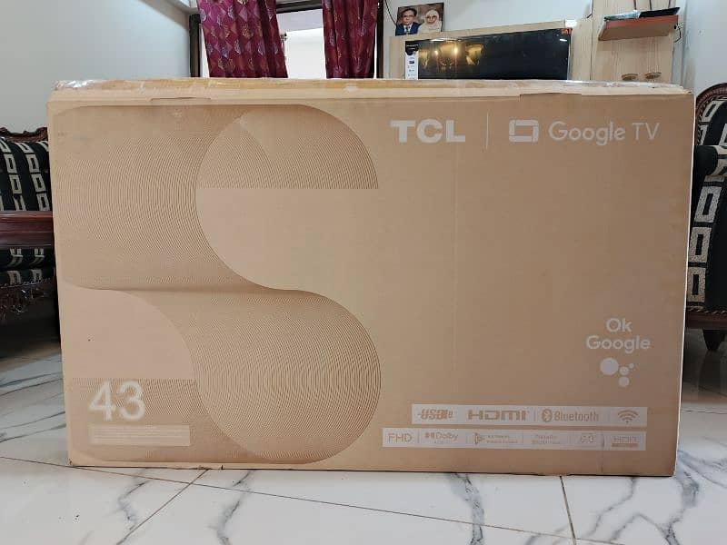 TCL Google TV 43 inch New Tv (panel Broken) 4