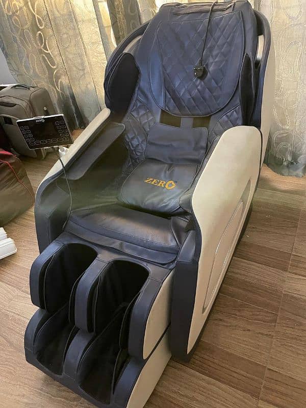 ZERO massaging chair 1