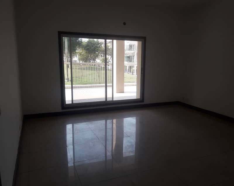 2 Kanal Bungalow With Golf View For Rent In DHA Raya 2