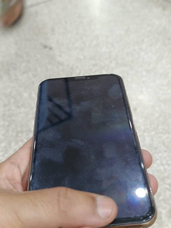 I PHONE XS MAX NON PTA 3