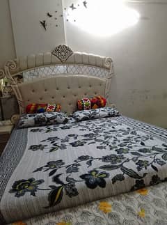 Complete Bed room set