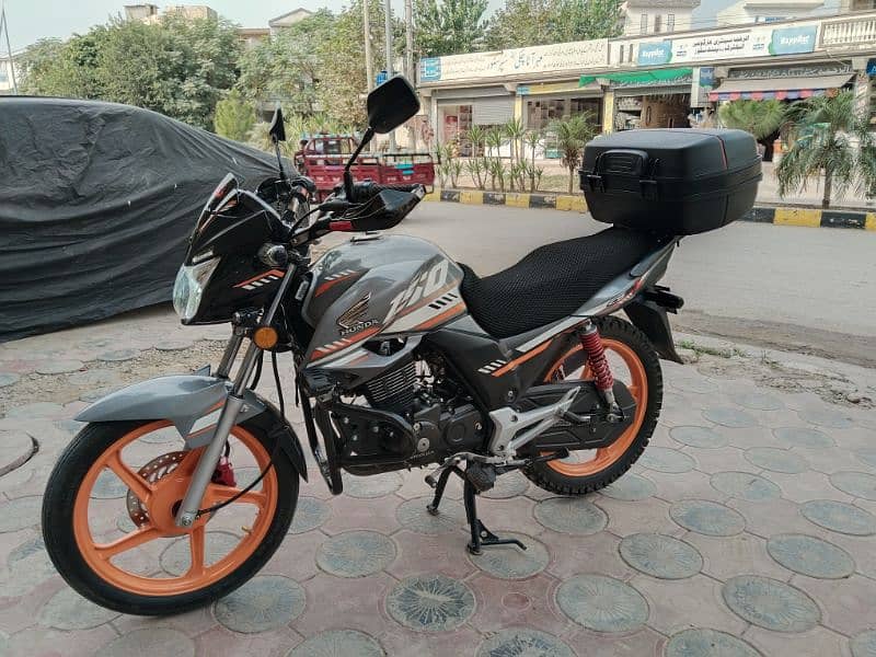 HONDA CB150F SPECIAL EDITION  REGISTER ISLAMABAD  GOOD NO (READ ADD) 6