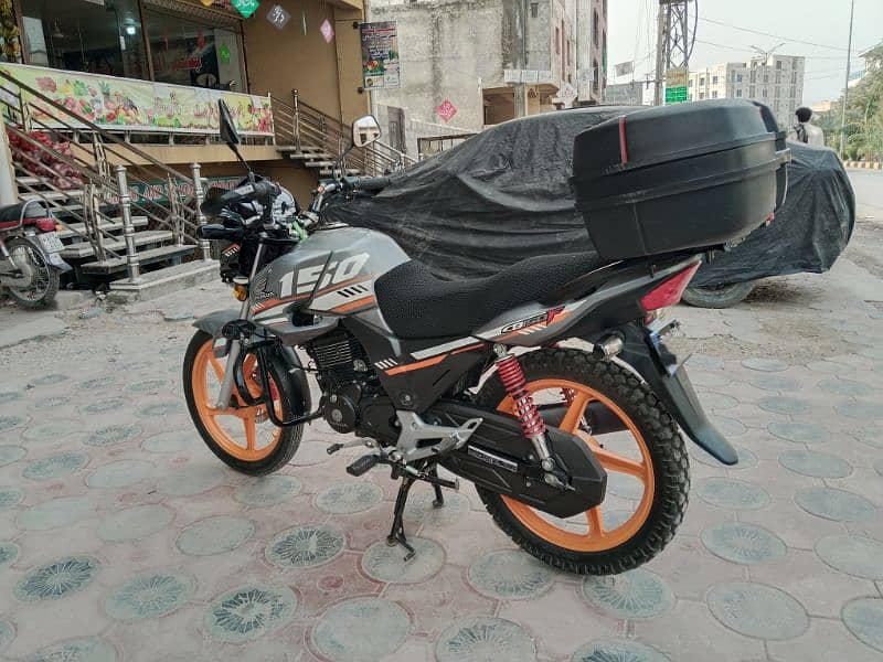 HONDA CB150F SPECIAL EDITION  REGISTER ISLAMABAD  GOOD NO (READ ADD) 9