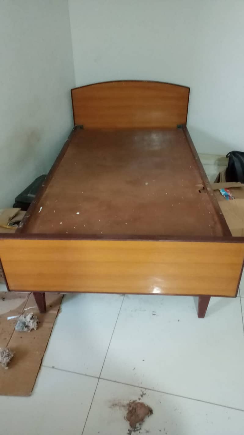 Single bed wooden 0