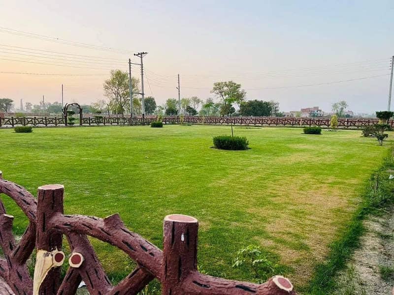 5 Marla Residential Plot | LDA Approved | Registry INTIQAL | 3 Years Installment Plan In Lahore 1