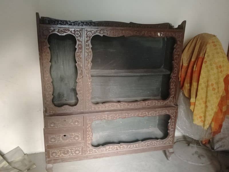 wardrobe in good condition 1