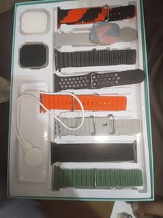 8 straps one watch