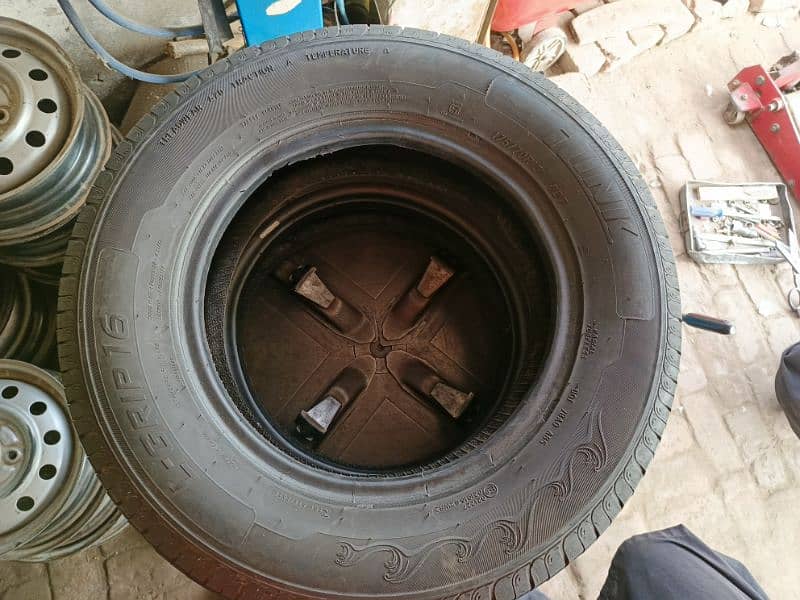 175/70/13 only 2 tyres 2