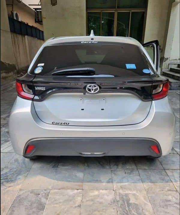 Toyota Yaris hatchback 2024 Registered 6