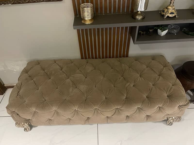 Sethi (sofa) 1