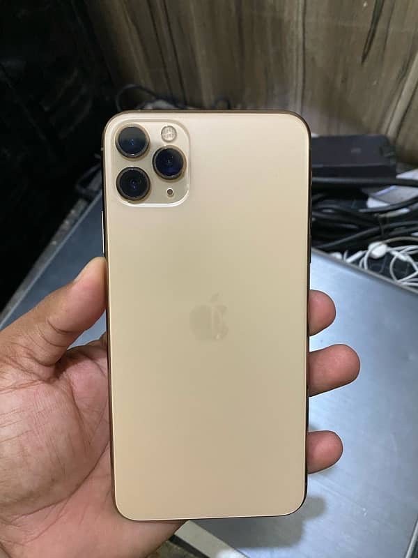 iphone 11 pro max iclous locked 0