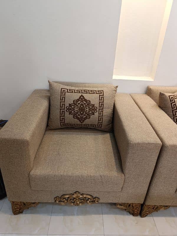 SOFA SET 6 SEATER 3+2+1 (Good Condition) 2