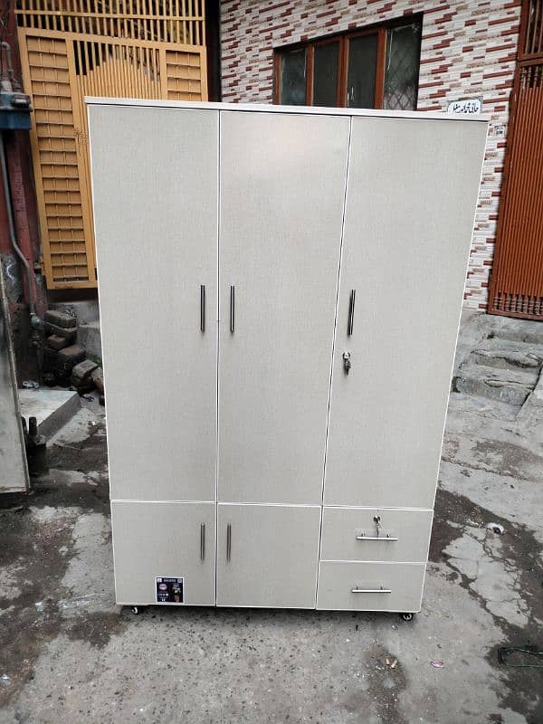 wardrobe / cupboard / Almari 0316,5004723 4