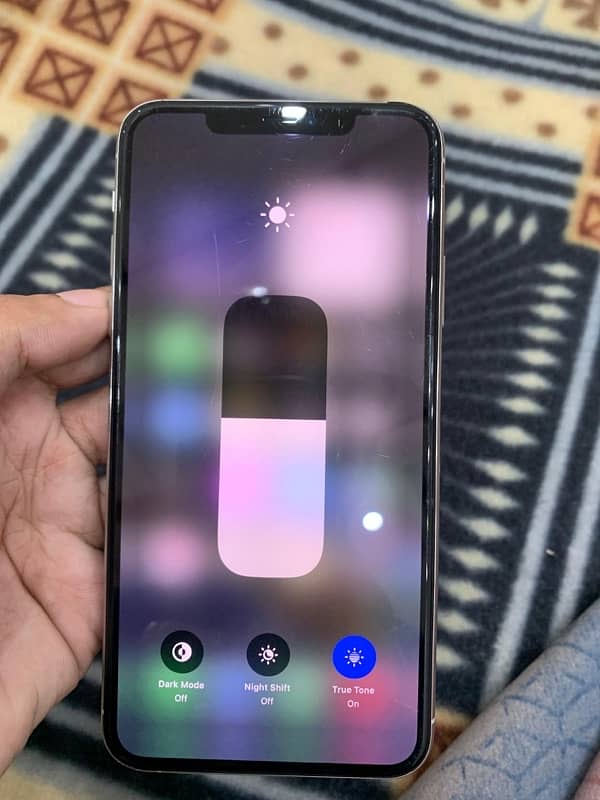 I phone 11 pro max 64gb non pta Waterpack jazak Allah 2