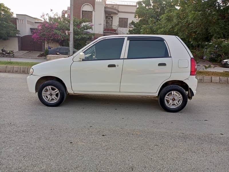 Suzuki Alto 2011 4