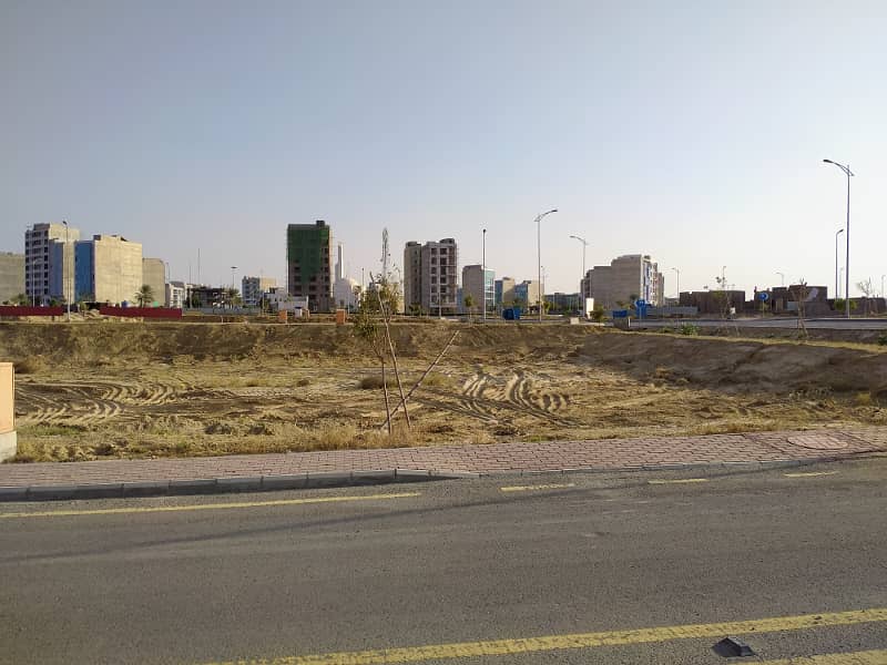 Precinct 6 Residential Plot 250 Sq. Yd. Prime Location near Flag Pole in Bahria Town Karachi 4