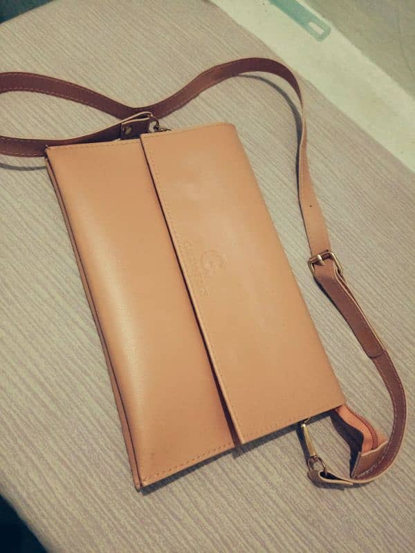 Stylish cross body bag for Women 2