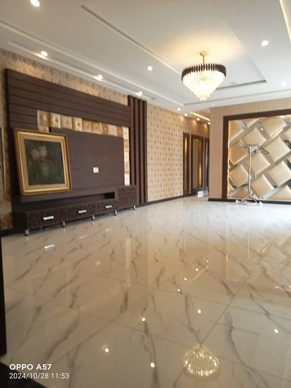 12 Marla upper portion for rent Johar town brand new tile flooring for family 1