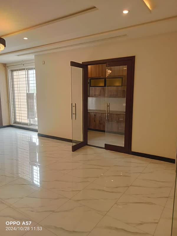 12 Marla upper portion for rent Johar town brand new tile flooring for family 7