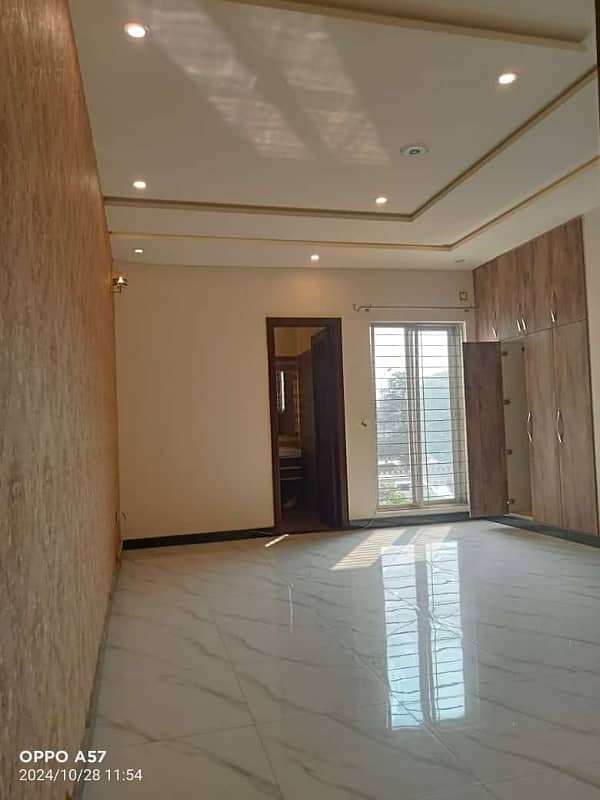 12 Marla upper portion for rent Johar town brand new tile flooring for family 11