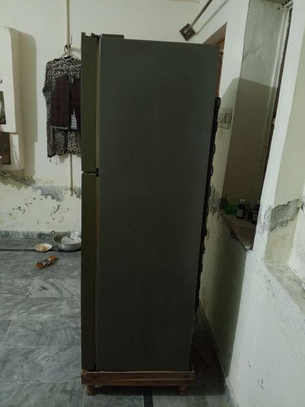 HAIER FRIDGE URGENT FOR SALE FULL OK 10 BY 10 CONDITION 13