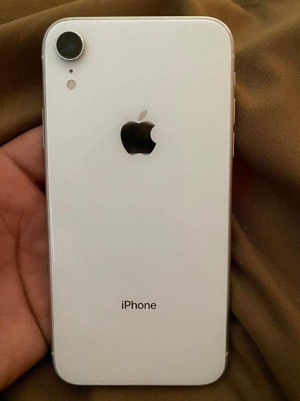 Iphone xr white 03114355807 contact 0