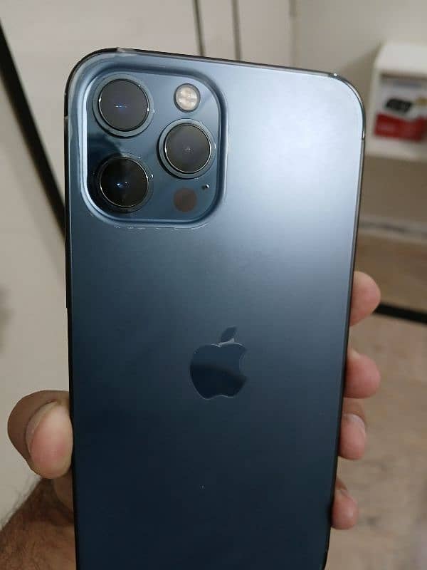 Iphone 12 pro max 1