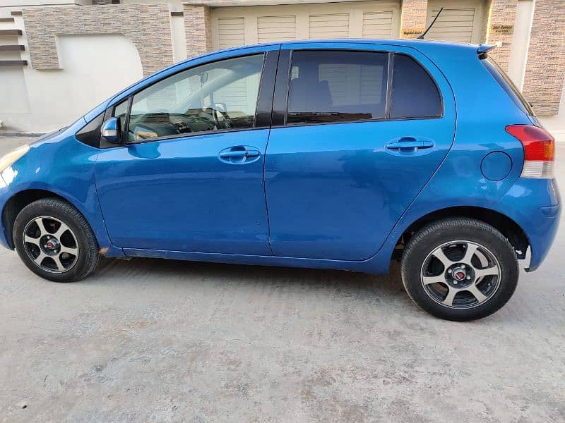 Toyota Vitz 2008 1