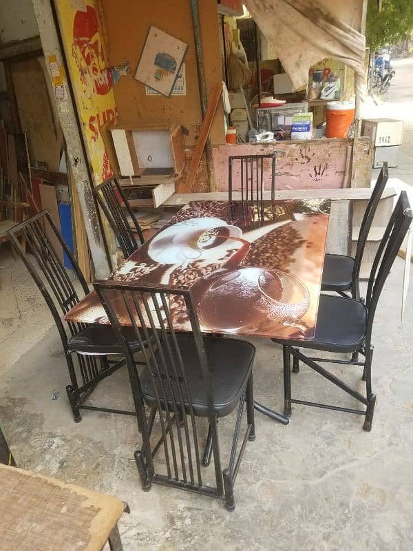 Dining Table for sale in mint condition 2