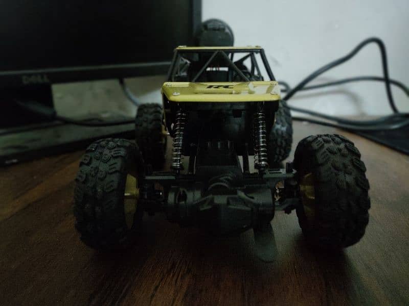 BRAND NEW ( RAYS RECREATION ) COMPANY RC CAR 2