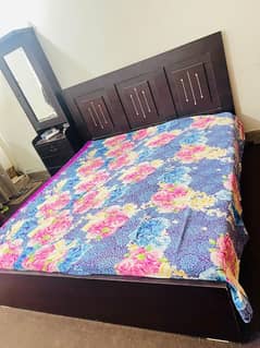 Double bed With dressing table