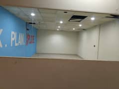 1 kanal Tripple story building for rent in johar town For Office software house+ Call Centre and other commercial activity