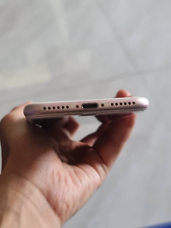 iPhone 7 128GB PTA approved ok condition 0