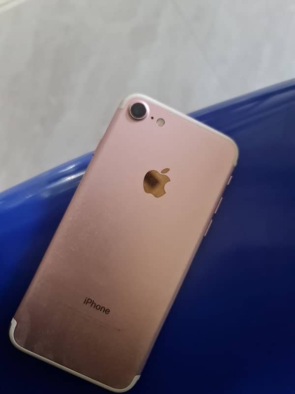 iPhone 7 128GB PTA approved ok condition 6