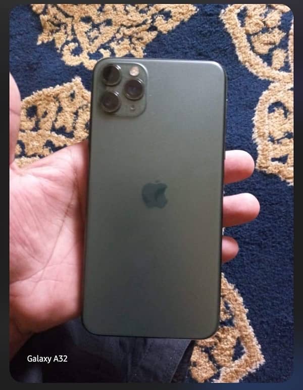 iPhone 11 Pro Max non pta 256 gb sim working for 4 months 1